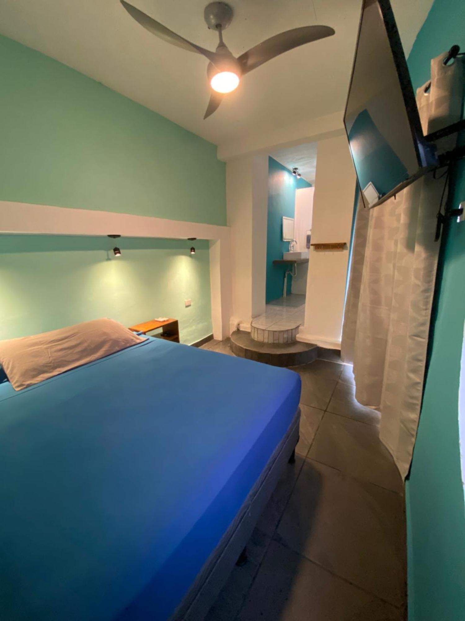 Lote 44 Guesthouse El Zonte Ngoại thất bức ảnh